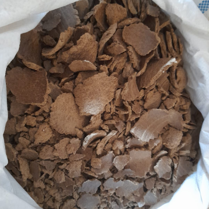 বাদামের খৈলের কণা - উচ্চ প্রোটিন গরুর খাদ্য